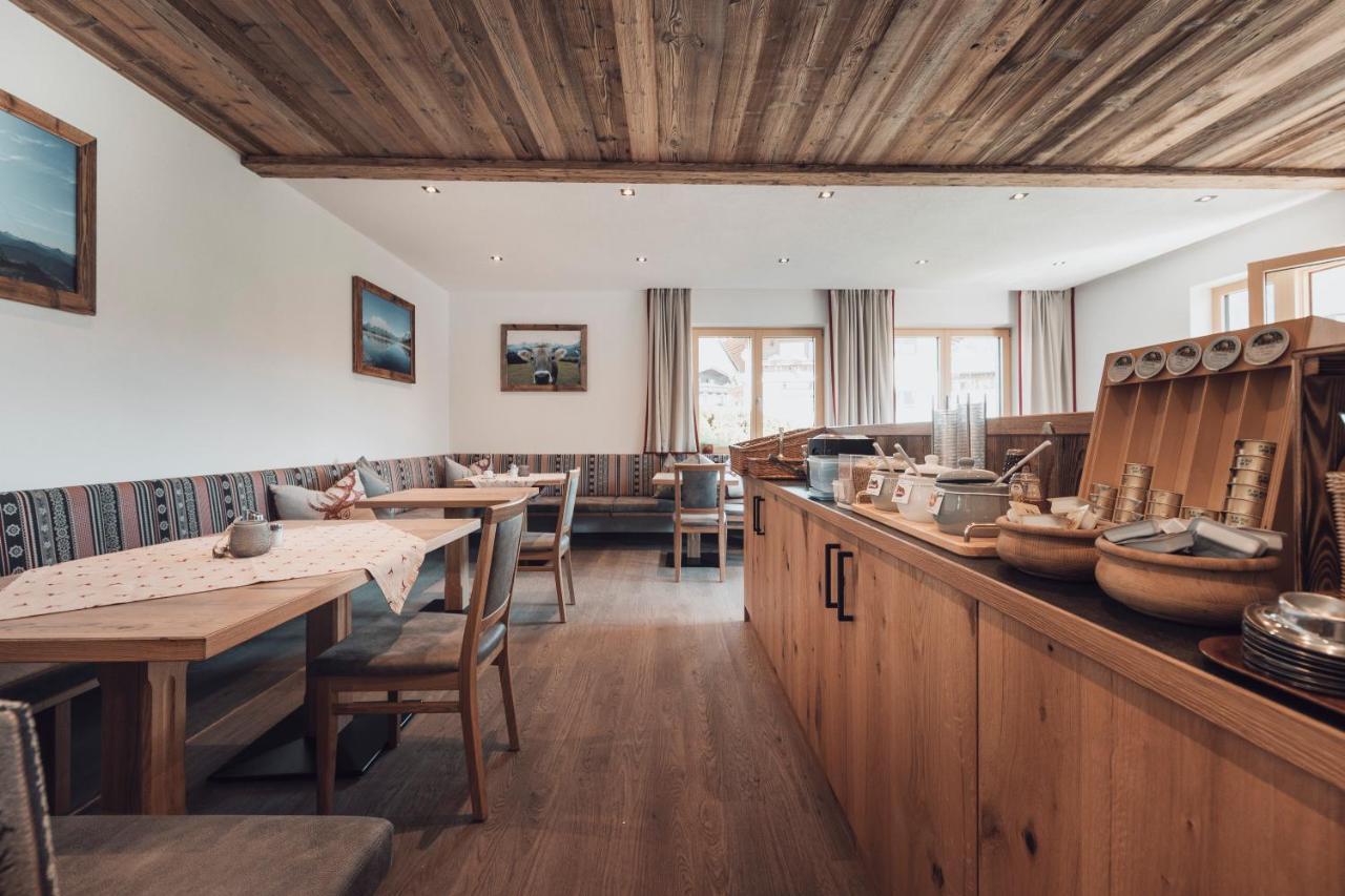 فندق Alpenhof ليرموس المظهر الخارجي الصورة