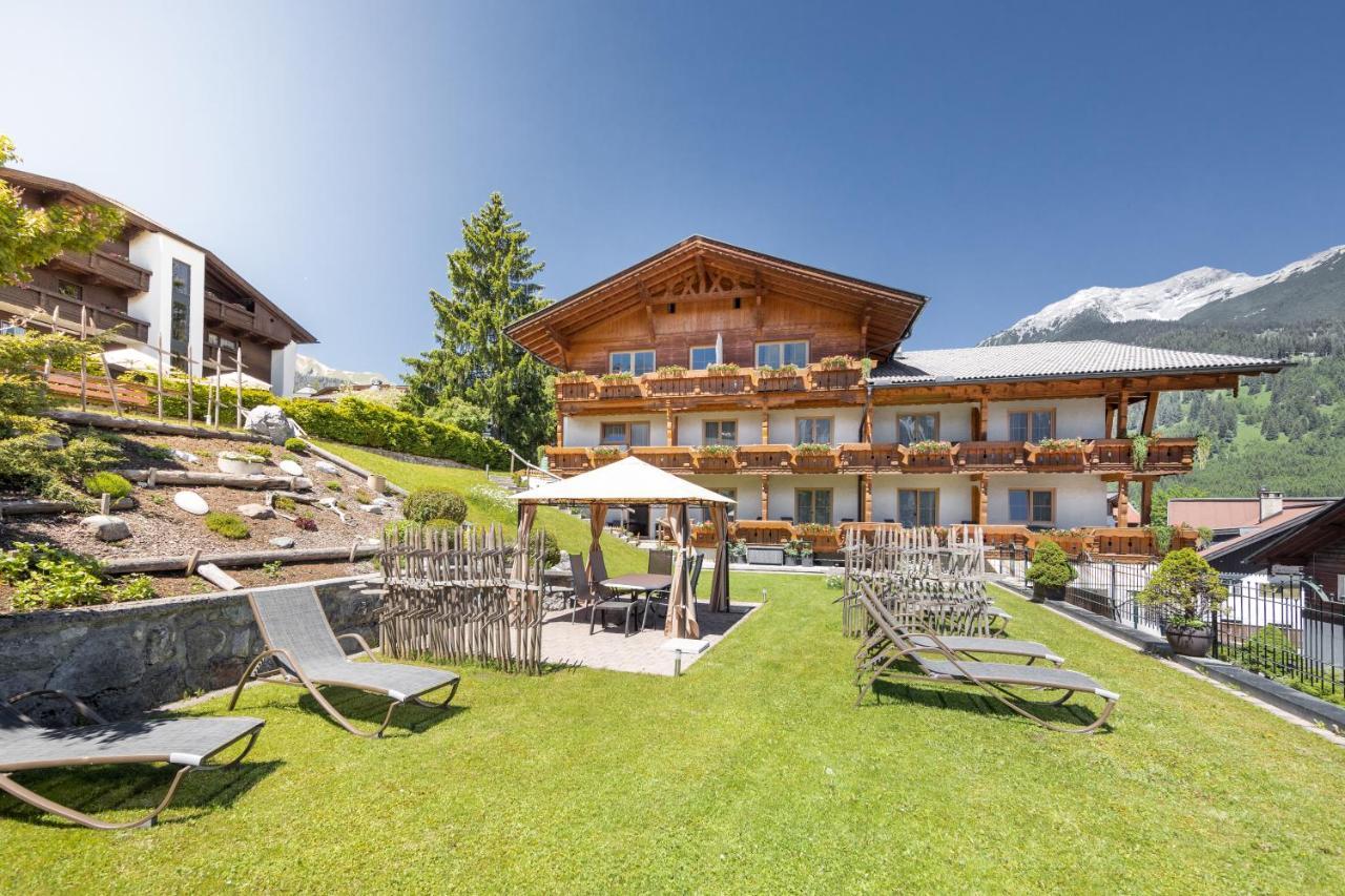 فندق Alpenhof ليرموس المظهر الخارجي الصورة