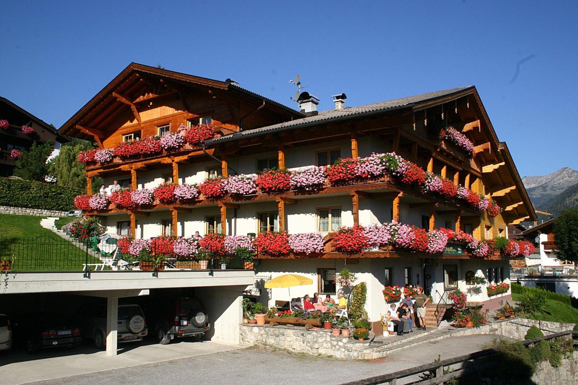 فندق Alpenhof ليرموس المظهر الخارجي الصورة