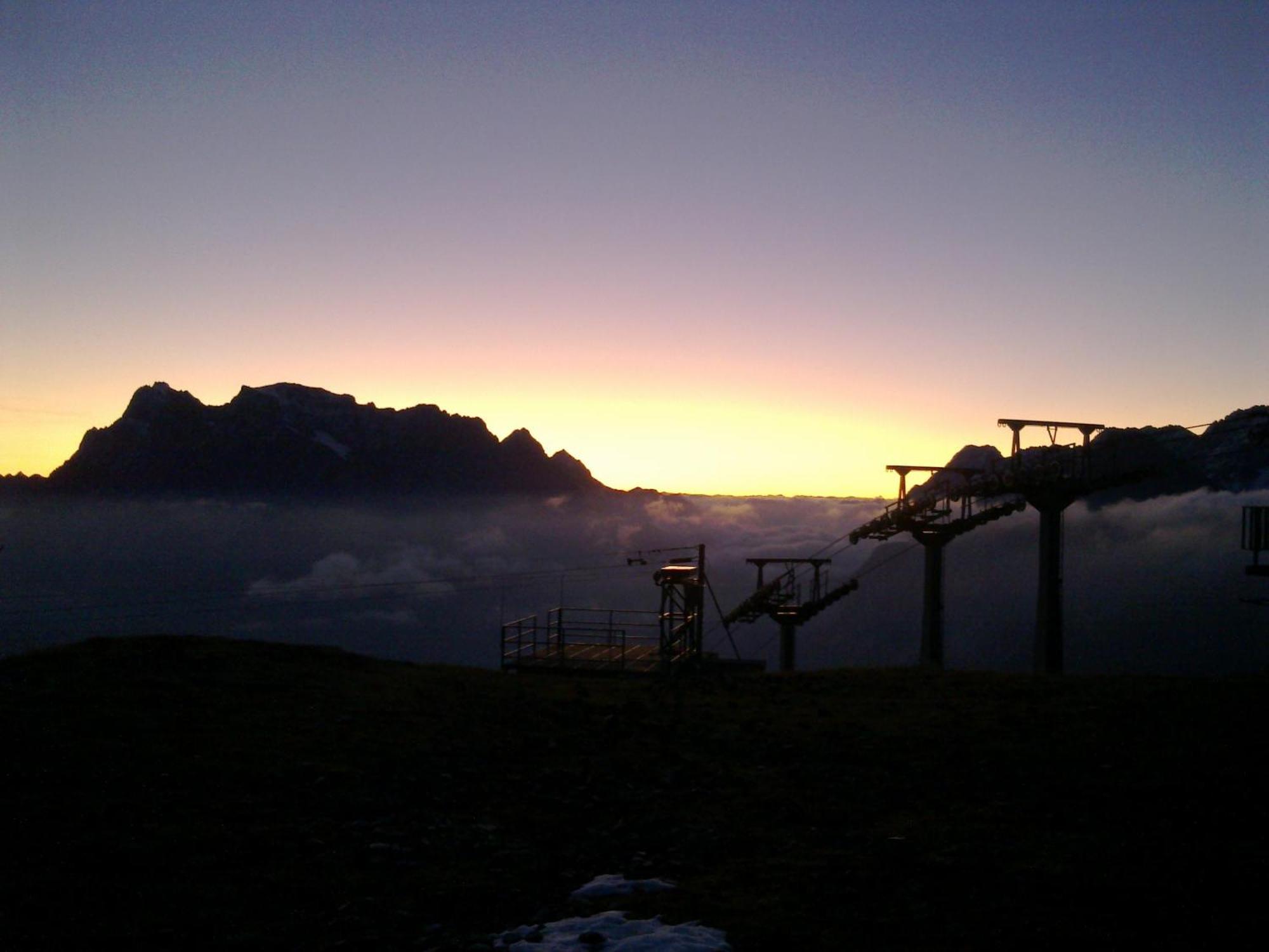 فندق Alpenhof ليرموس المظهر الخارجي الصورة