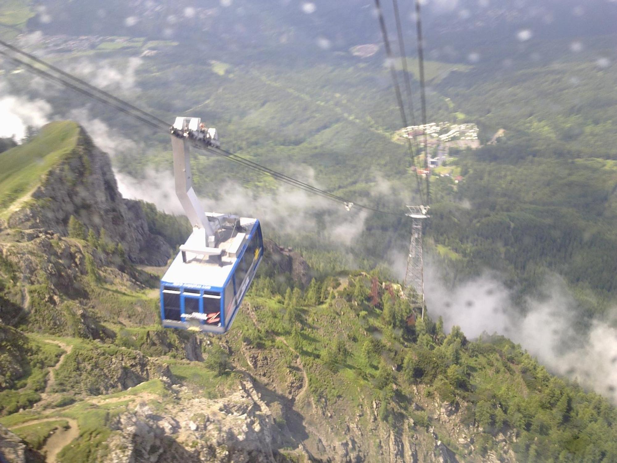 فندق Alpenhof ليرموس المظهر الخارجي الصورة